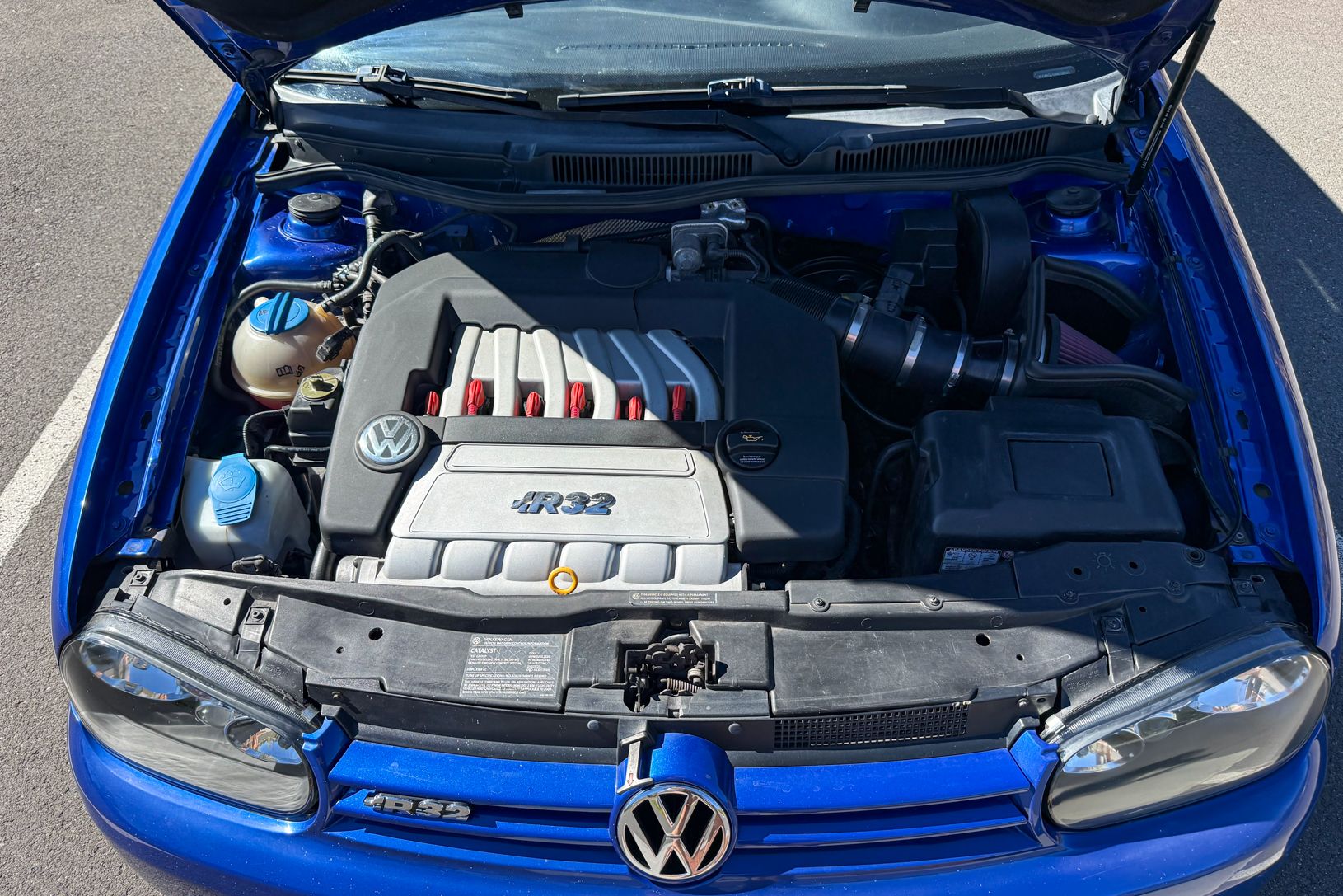 2004 VW Golf R32